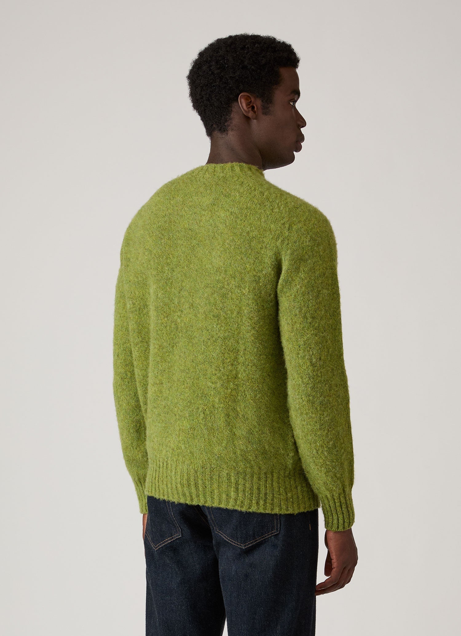 Men's Shetland Crew Neck Jumper in Crabapple