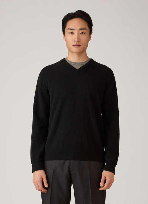 Men's Cashmere V-neck Jumper in Black