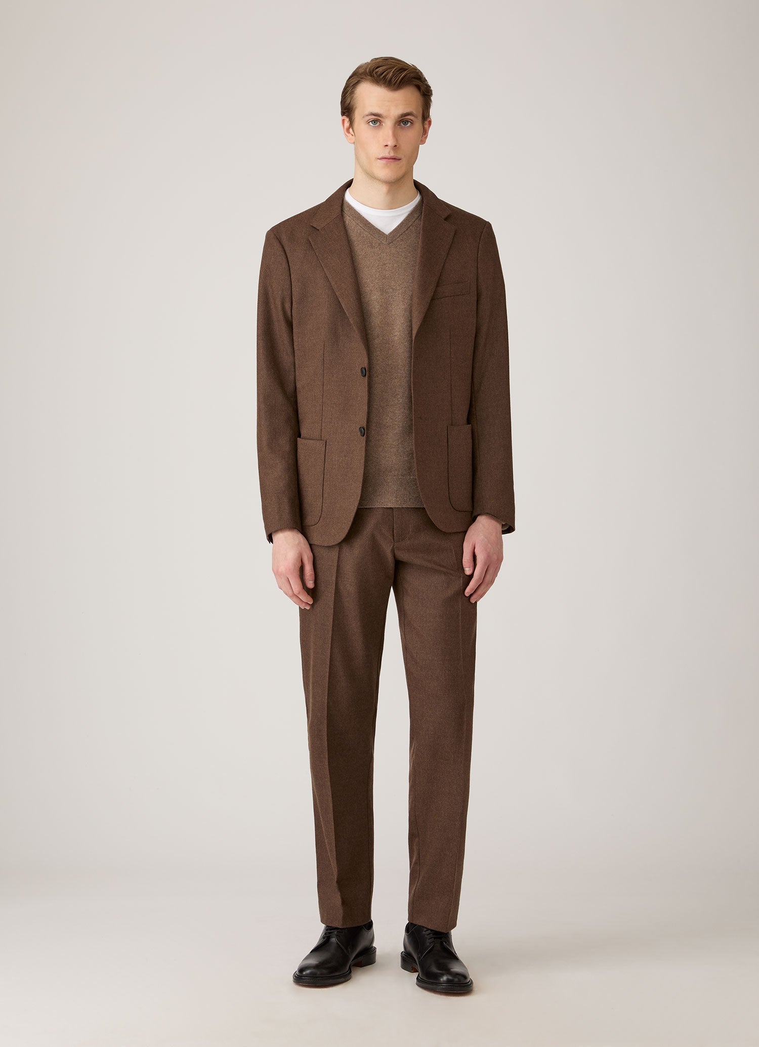 Men's Cashmere V-neck Jumper in Taupe