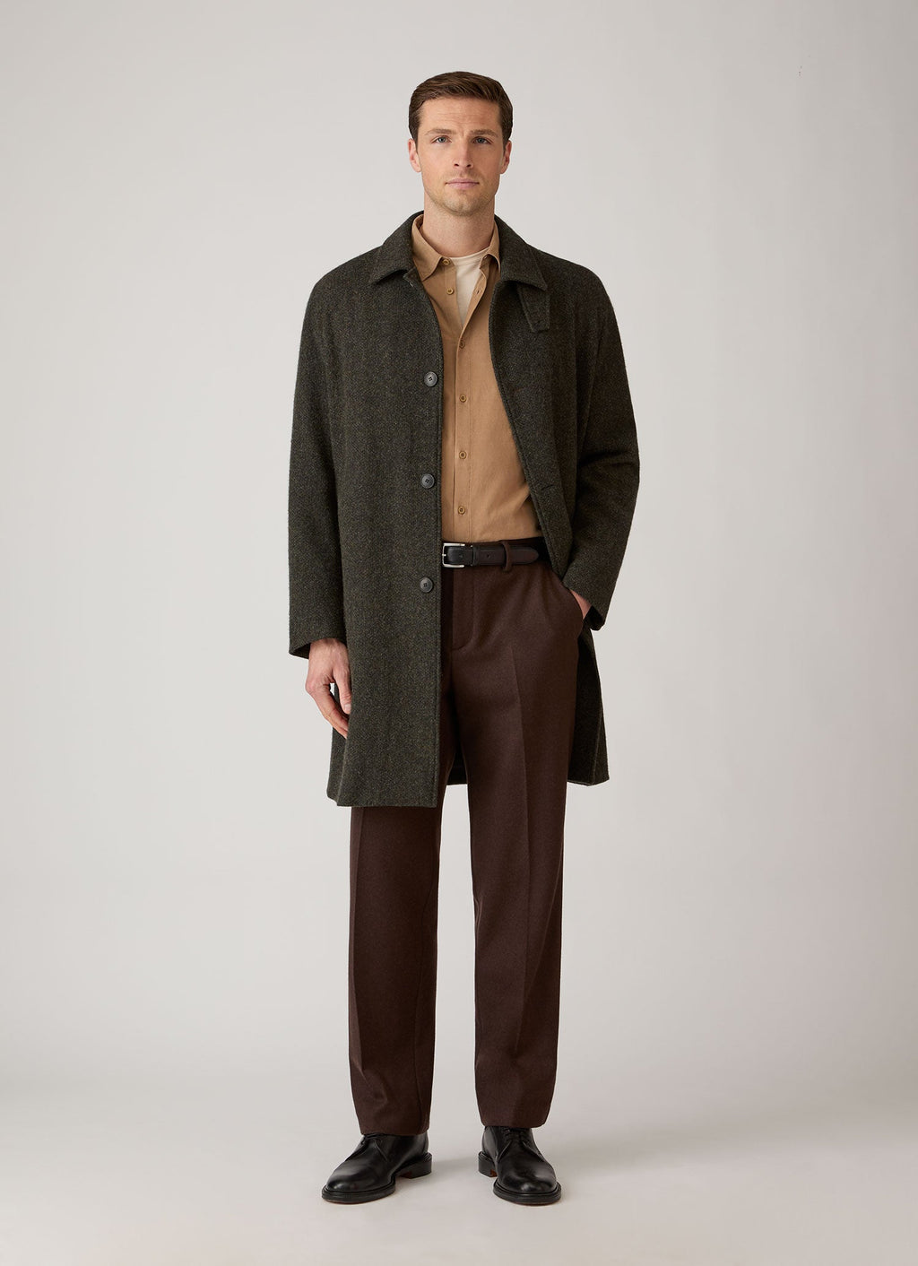 Men's Fine Cord Shirt in Dark Beige