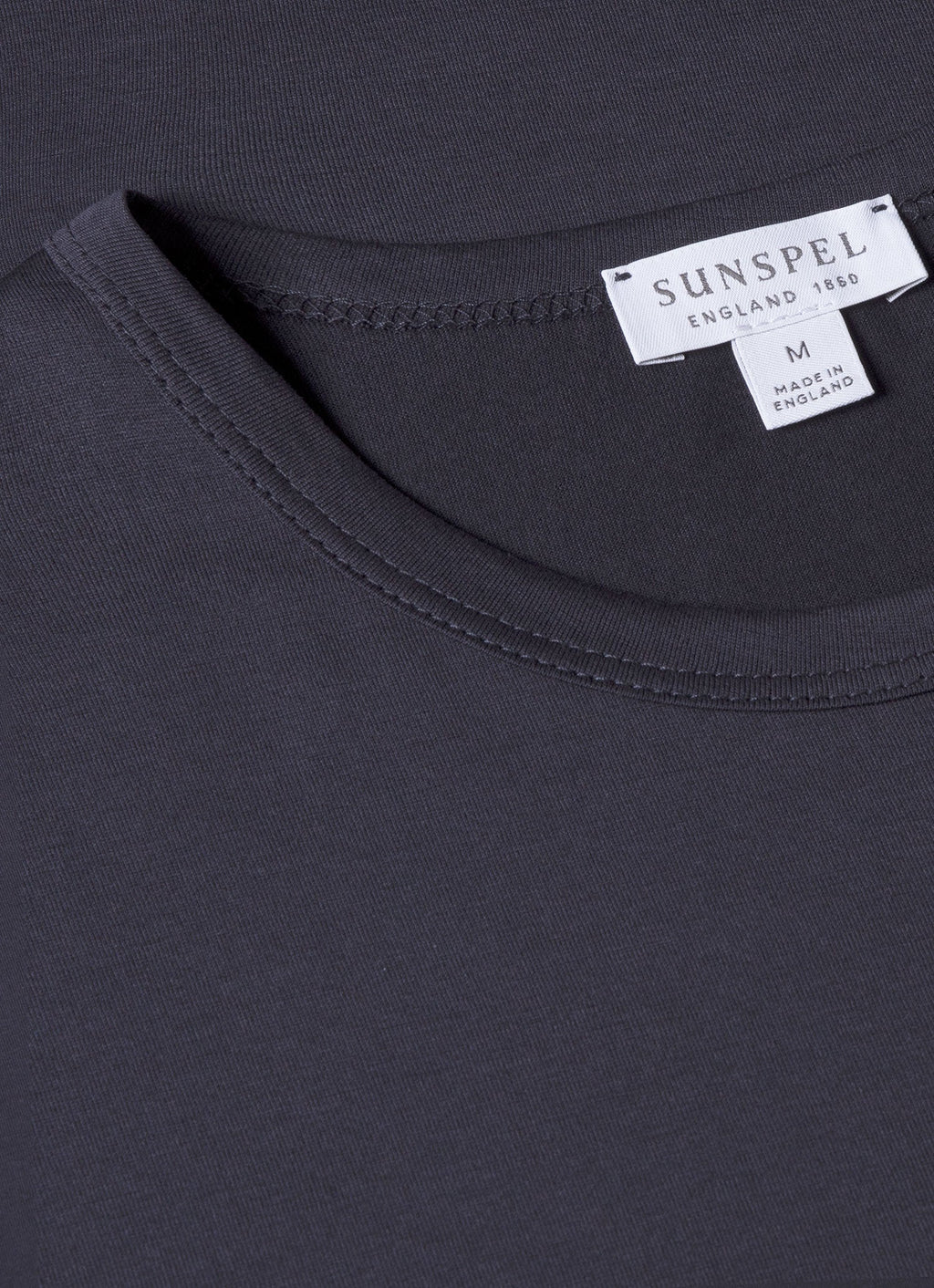 Men's Classic T-shirt in Navy