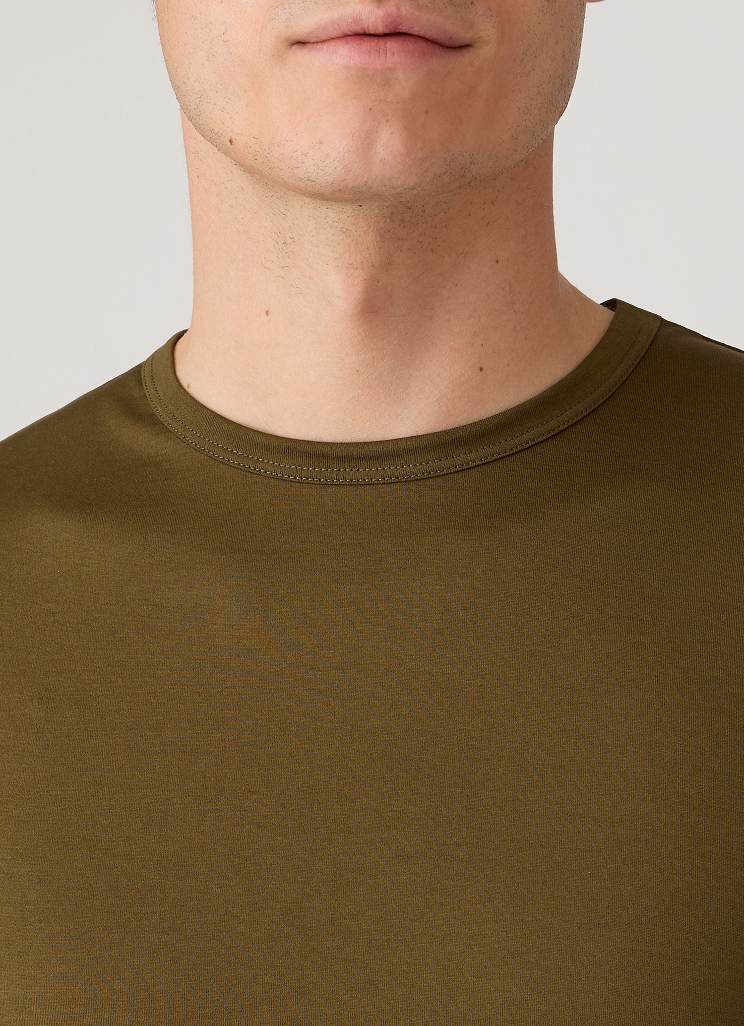 Men's Classic T-shirt in Loden Green